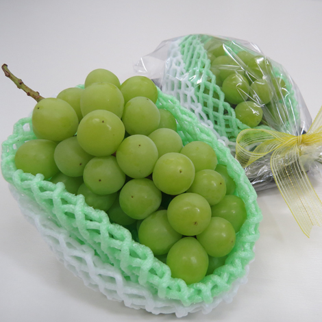 当店在庫してます！ 長野県産 シャインマスカット【1房入 ￥5,000（税別 350g】 果物
